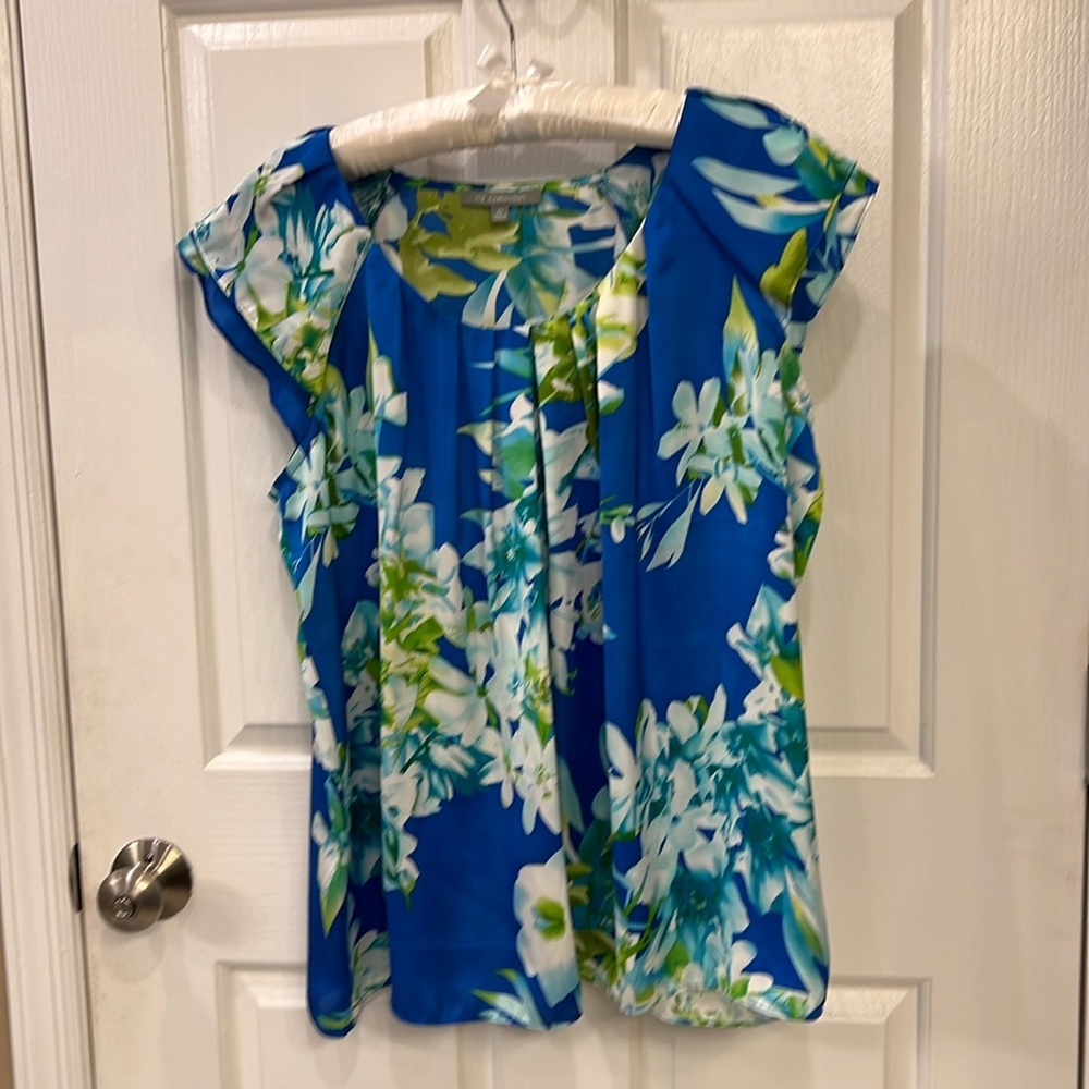 NY Collection sleeves top